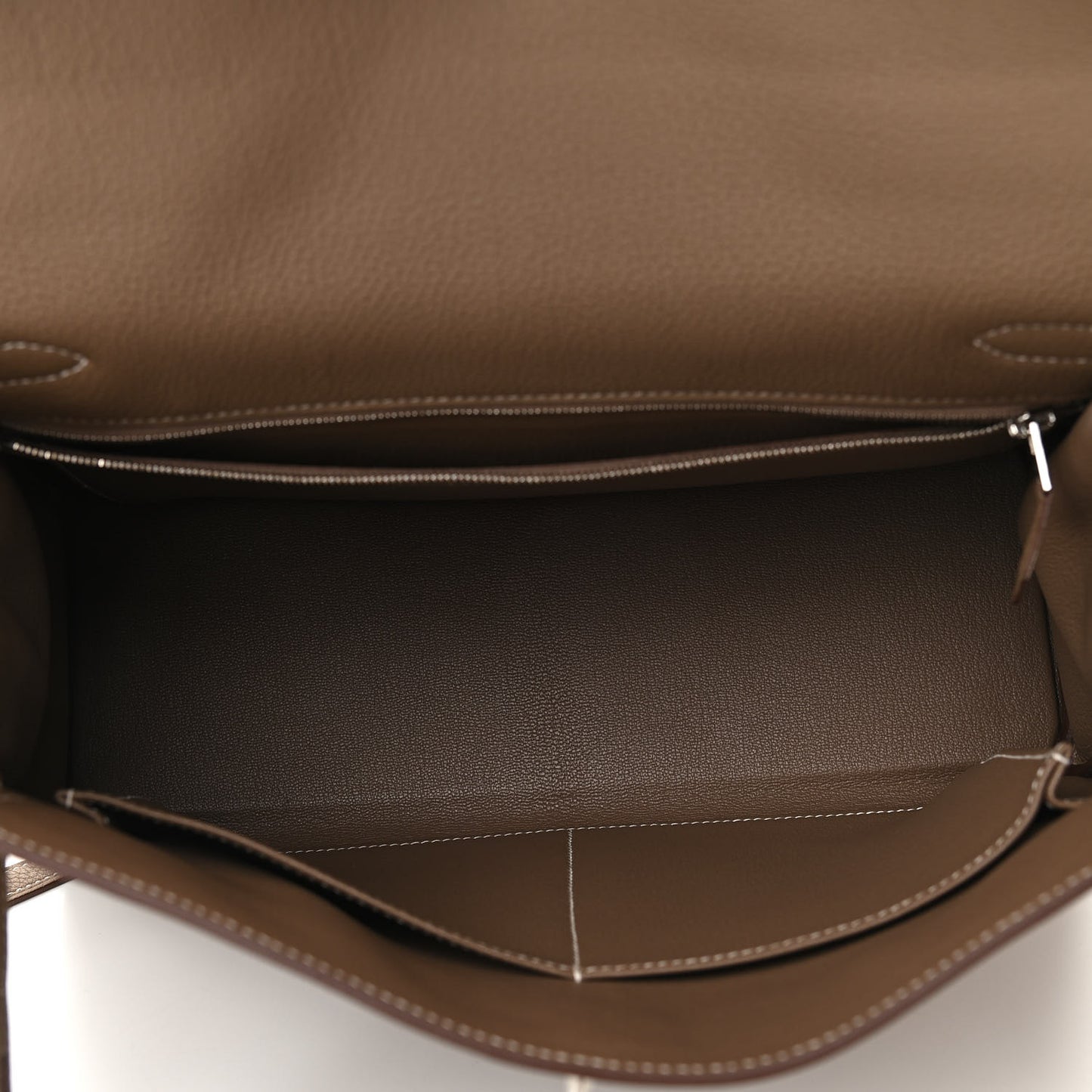 Togo Kelly Retourne 32 Etoupe