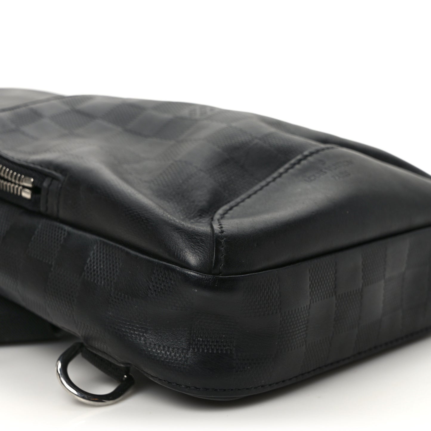 Damier Infini Avenue Sling Bag Onyx