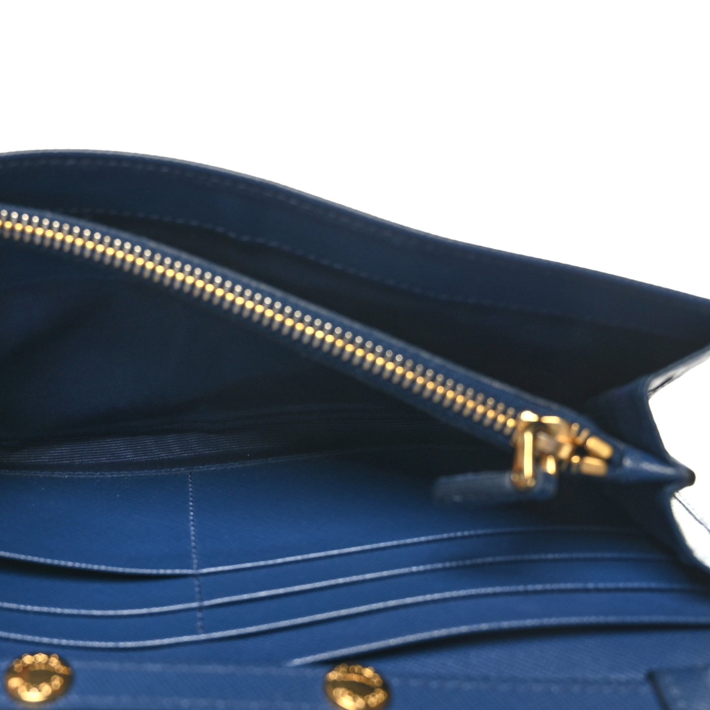 Saffiano Metal Oro Chain Wallet Bleuette