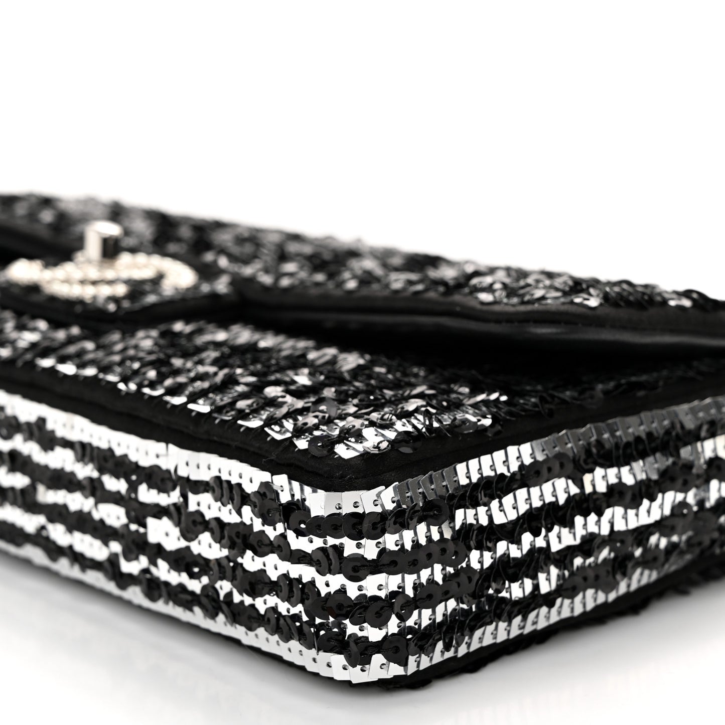 Sequin Quilted Pearl CC Flap Clutch Black