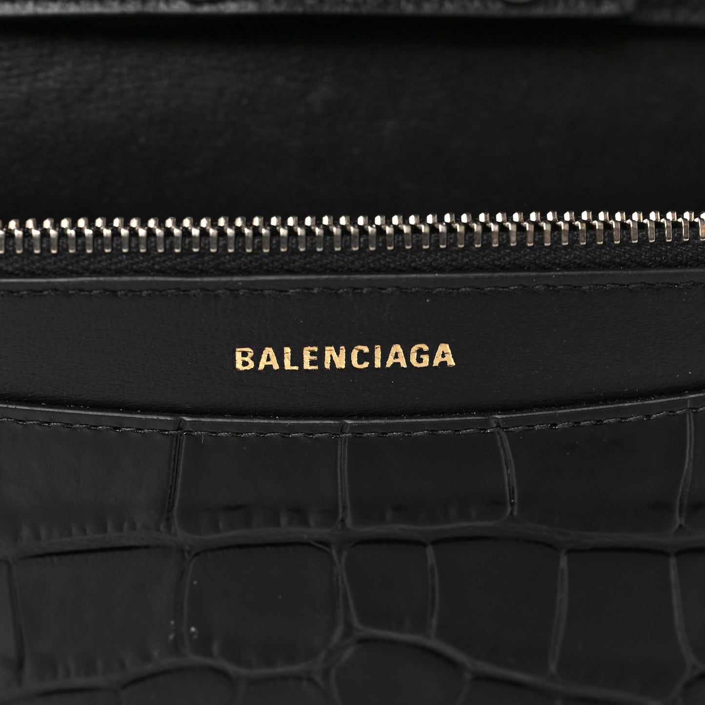 Shiny Calfskin Logo Crocodile Embossed Ville Wallet on Chain Black