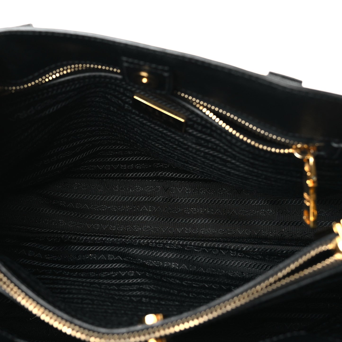 Saffiano Lux Medium Tote Black