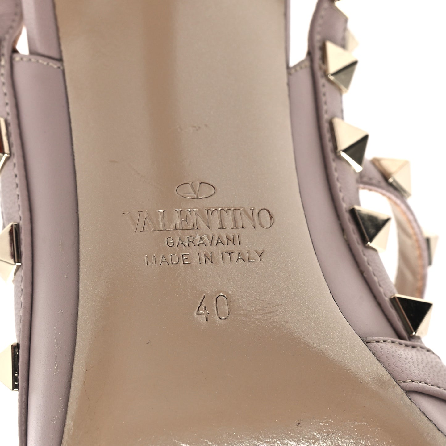 Pebbled Calfskin Rockstud Ankle Strap 100mm Pumps 40 Poudre