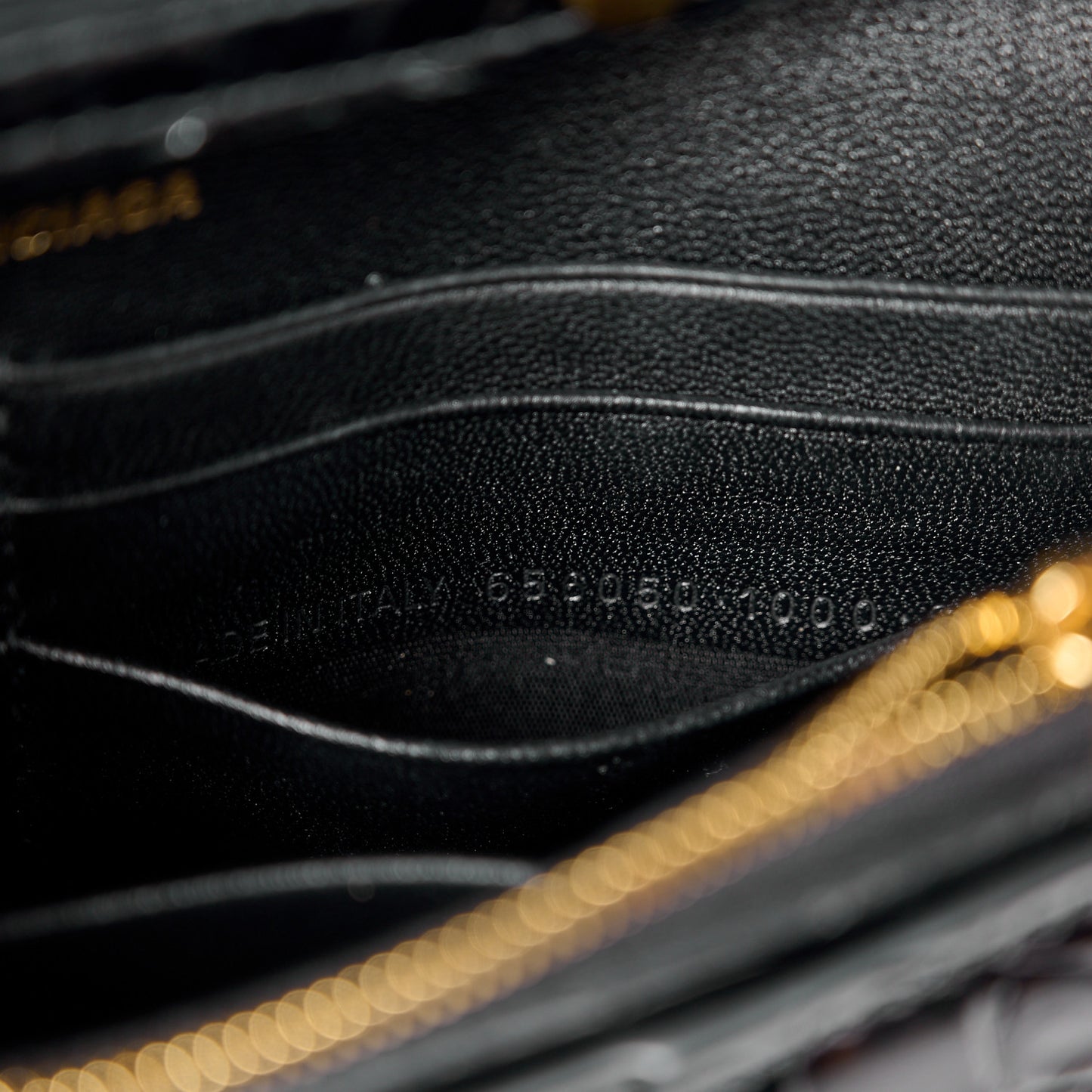 Shiny Calfskin Crocodile Embossed Hourglass Chain Bag Black