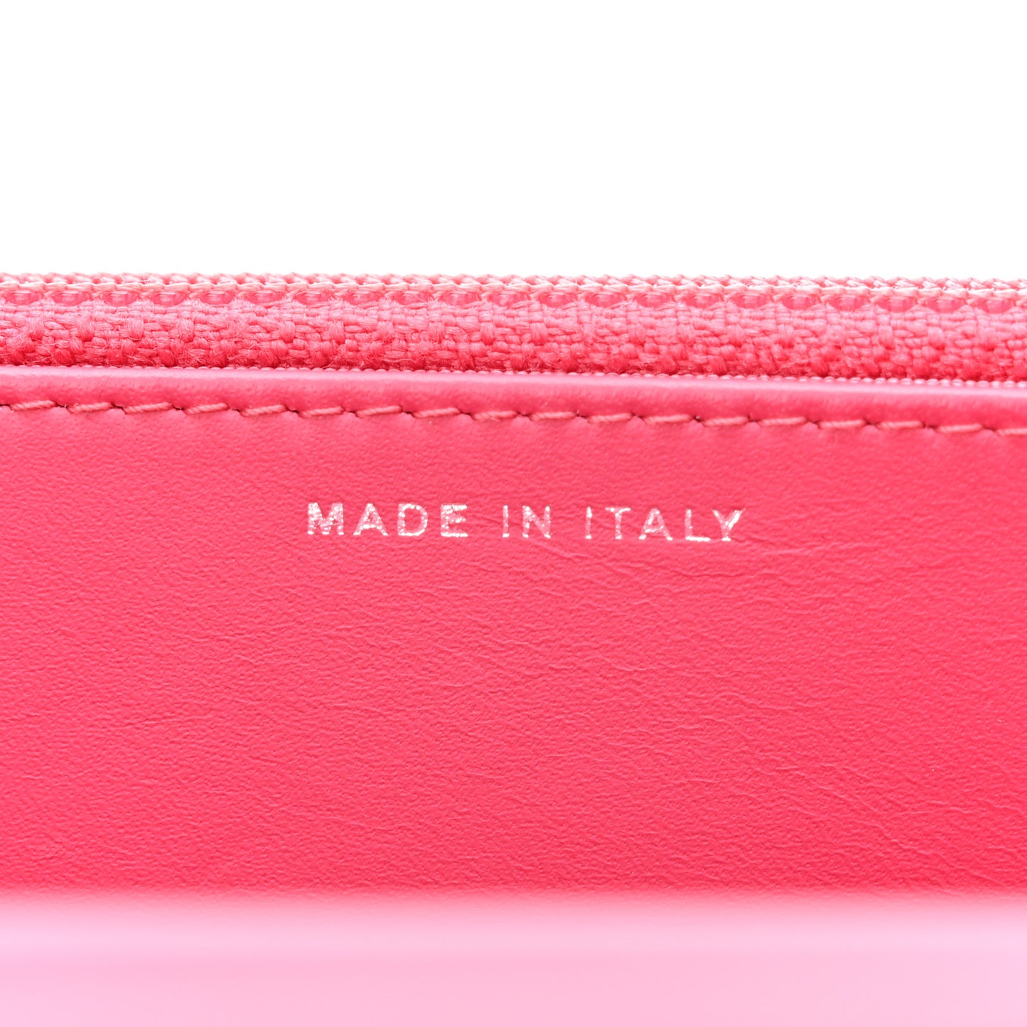 Patent Quilted Wallet On Chain WOC Fuchsia