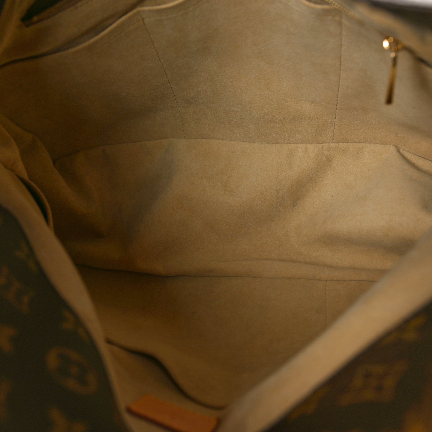 Louis Vuitton Monogram Artsy MM 5 of 11