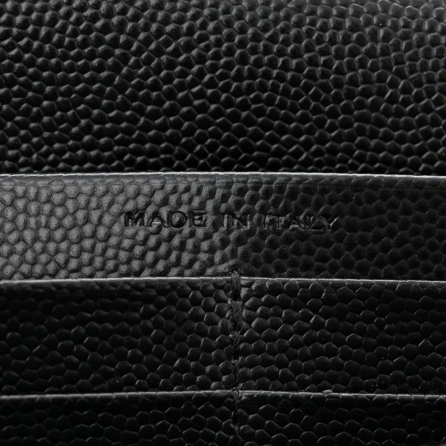Grain De Poudre Matelasse Chevron Monogram Monochrome Chain Wallet Black