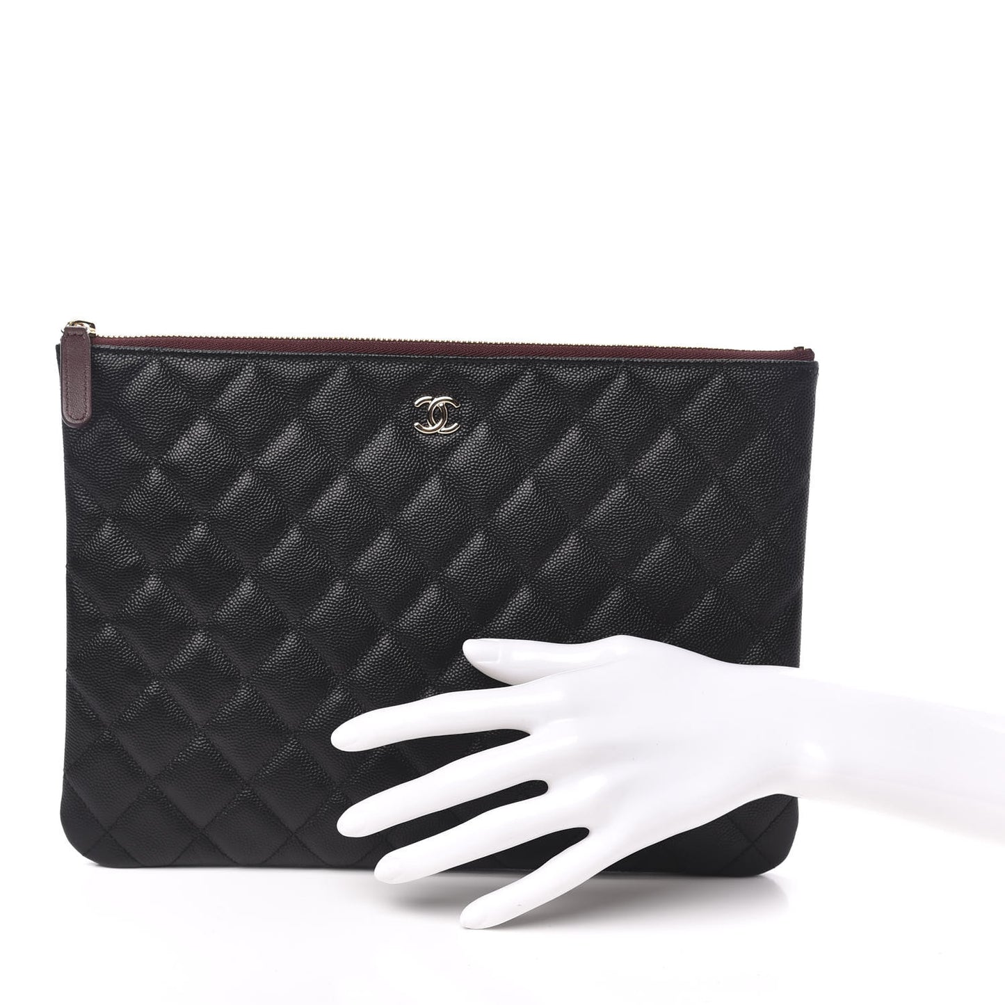 Caviar Quilted Medium Cosmetic Case Black