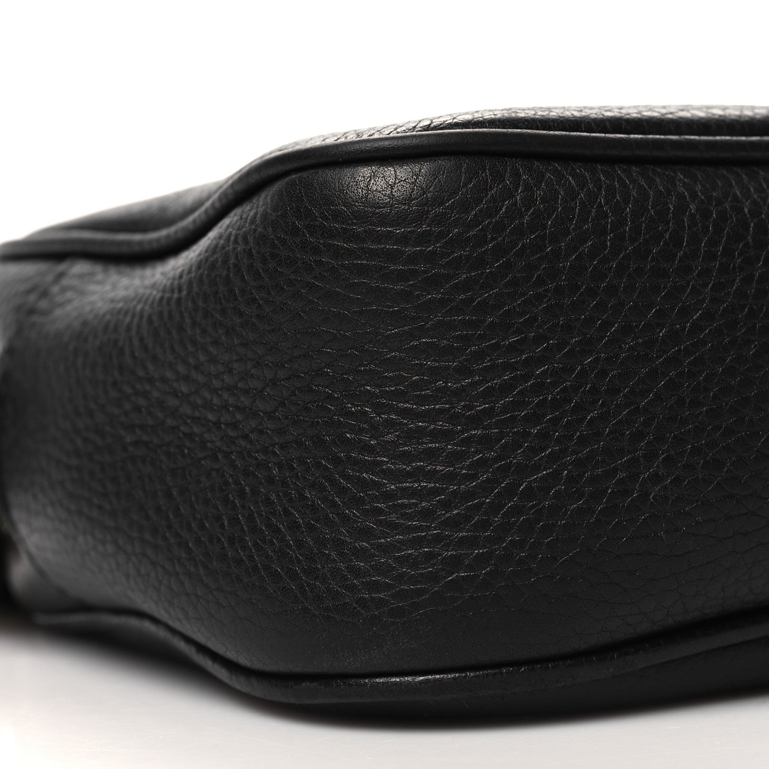 Gucci Pebbled Calfskin Small Soho Disco Bag Black 9 of 15