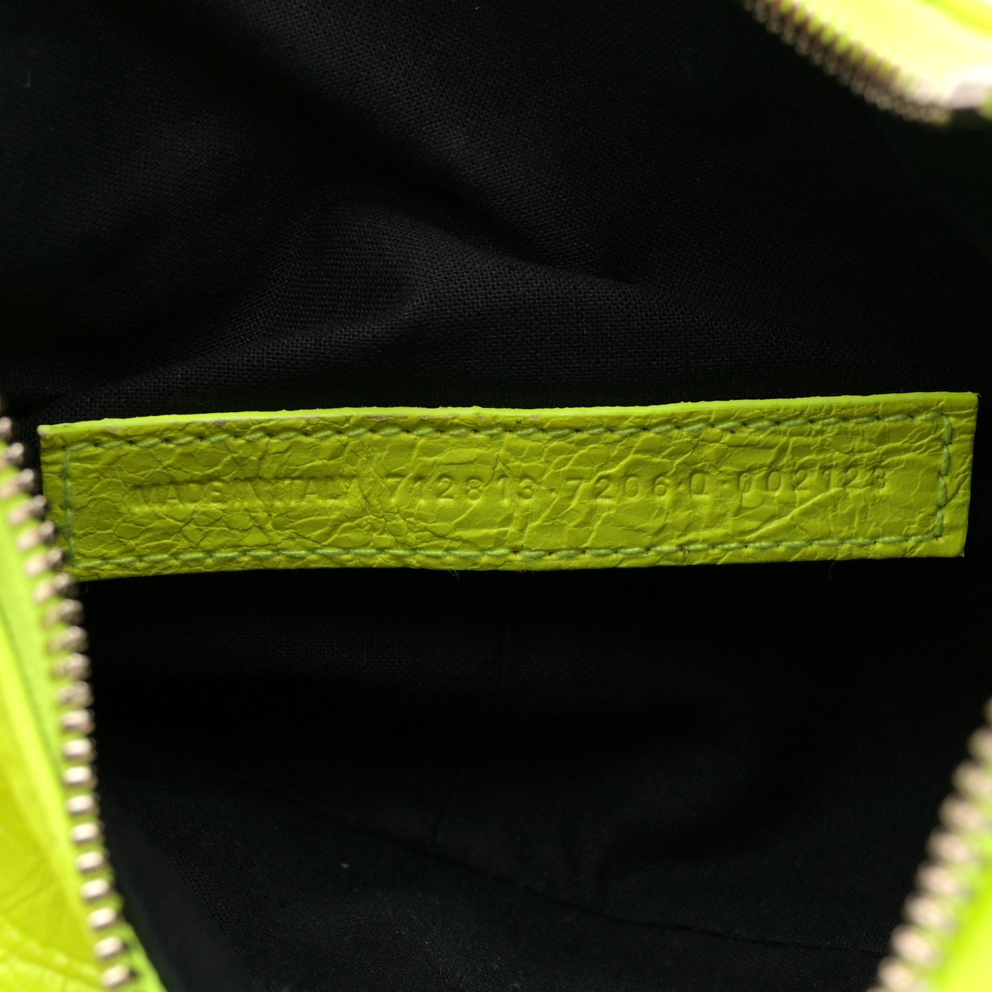 Agneau Arena Le Cagole Chain Shoulder Bag XS Fluo Yellow