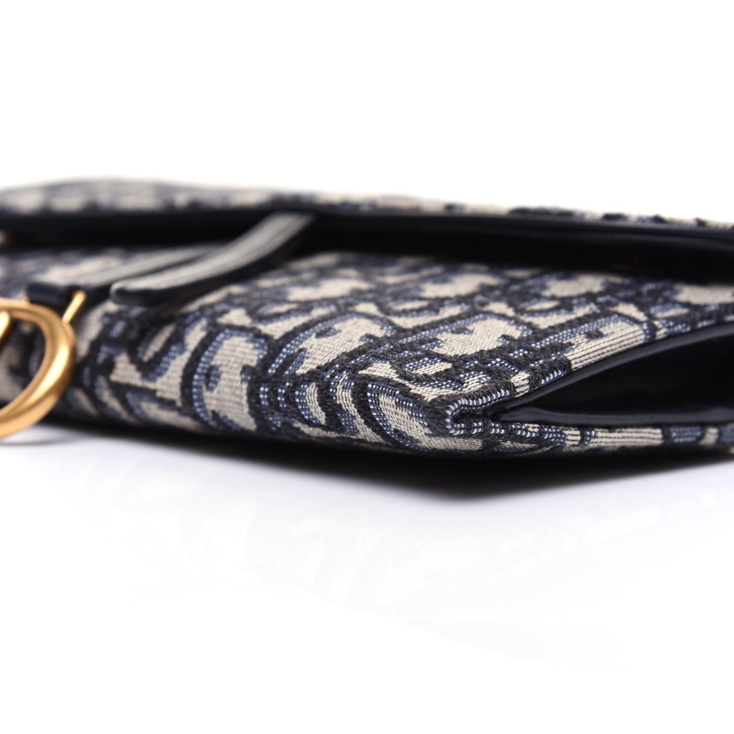Oblique Saddle Chain Long Wallet Blue