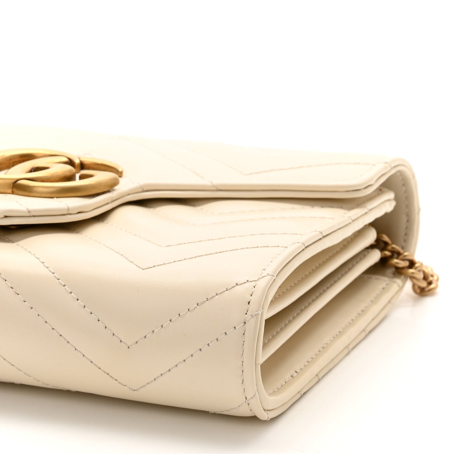 Calfskin Matelasse GG Marmont Chain Wallet Mystic White
