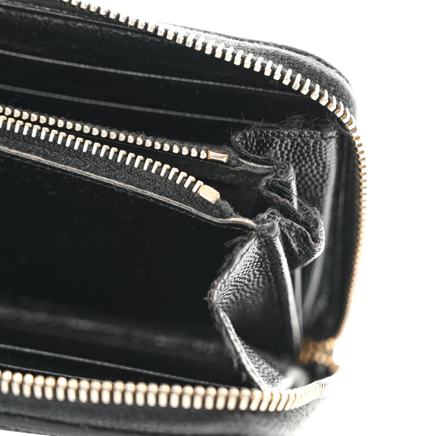 Grain De Poudre Matelasse Chevron Monogram Zip Around Wallet Black