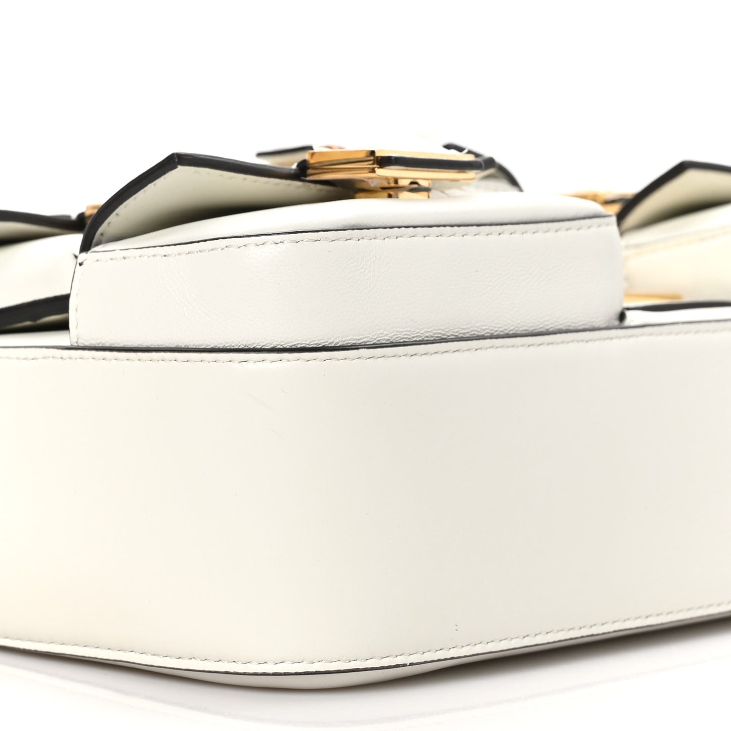 Shiny Nappa Multipocket Baguette White Ice