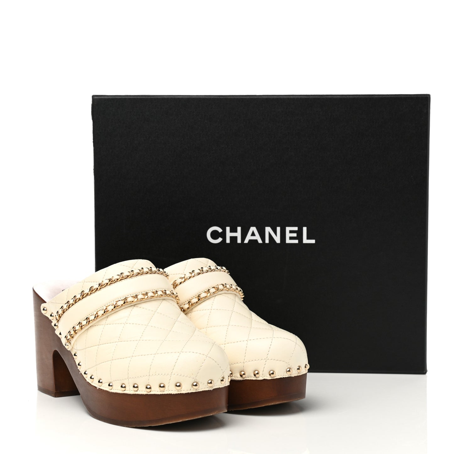 Lambskin Quilted Chain Clog Mules 39 Ivory