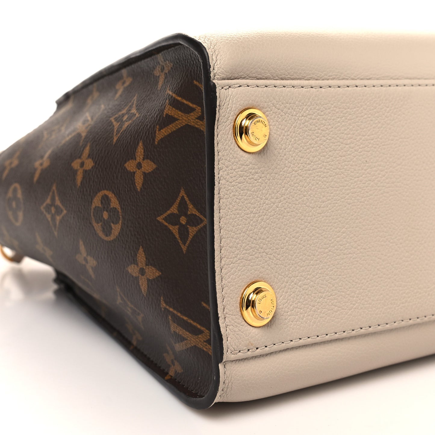 Calfskin Monogram On My Side MM Greige