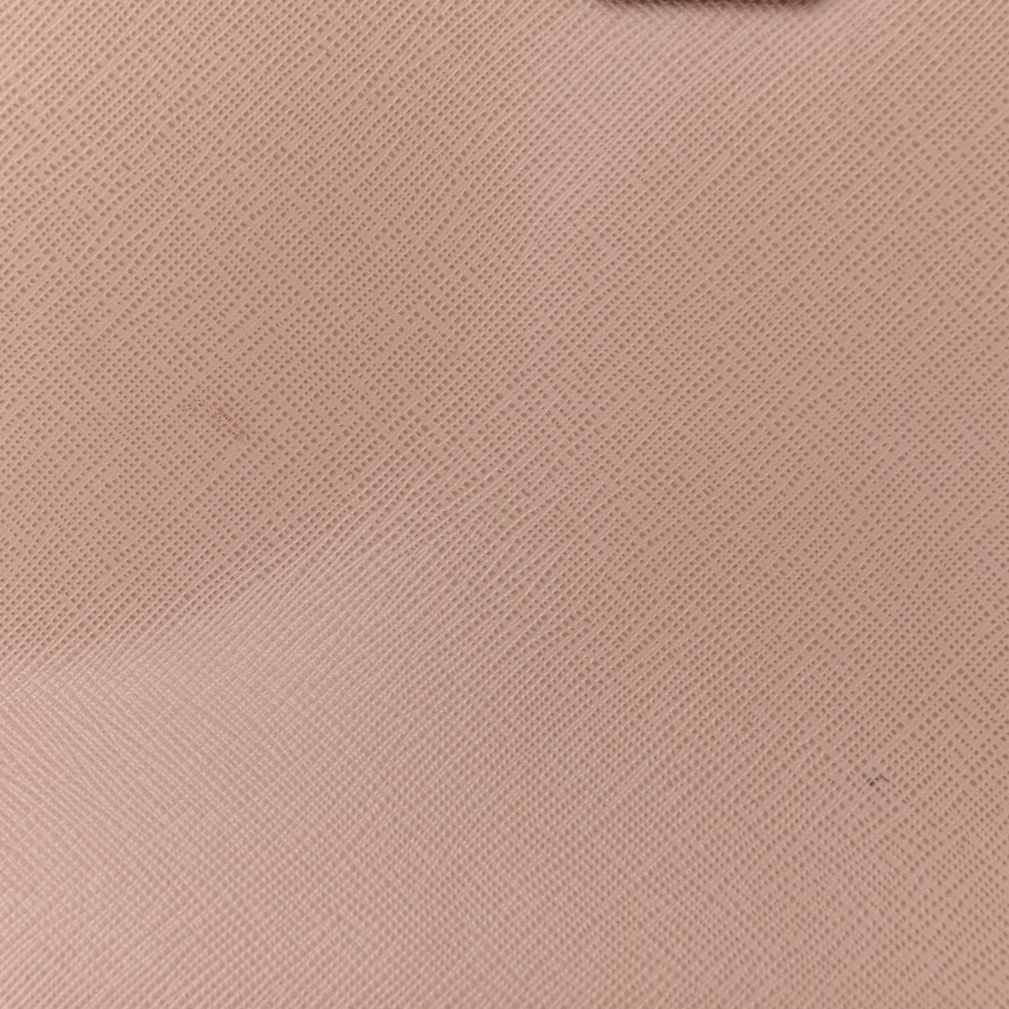 Saffiano Medium Galleria Double Zip Tote Cammeo