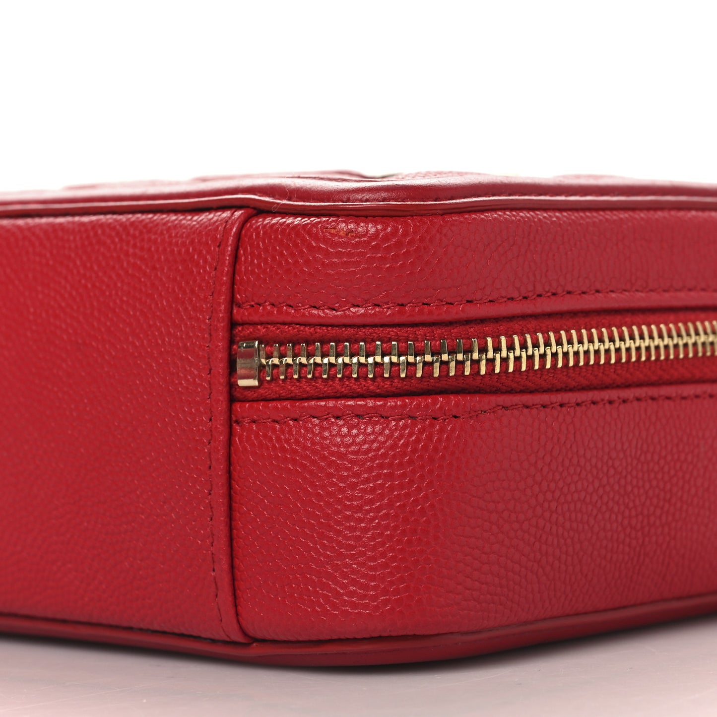Caviar Quilted Filigree Vanity Clutch With Chain Red