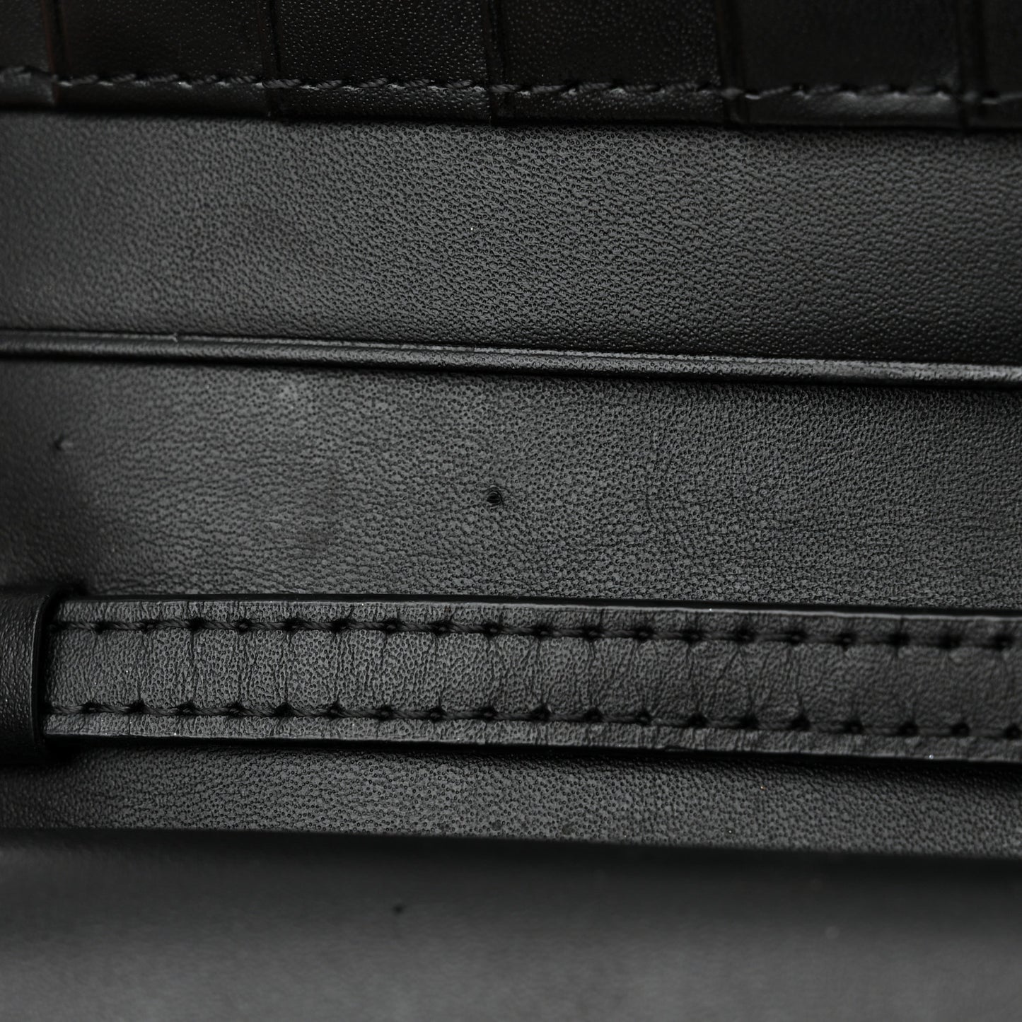 Visetos Chain Wallet Crossbody Black