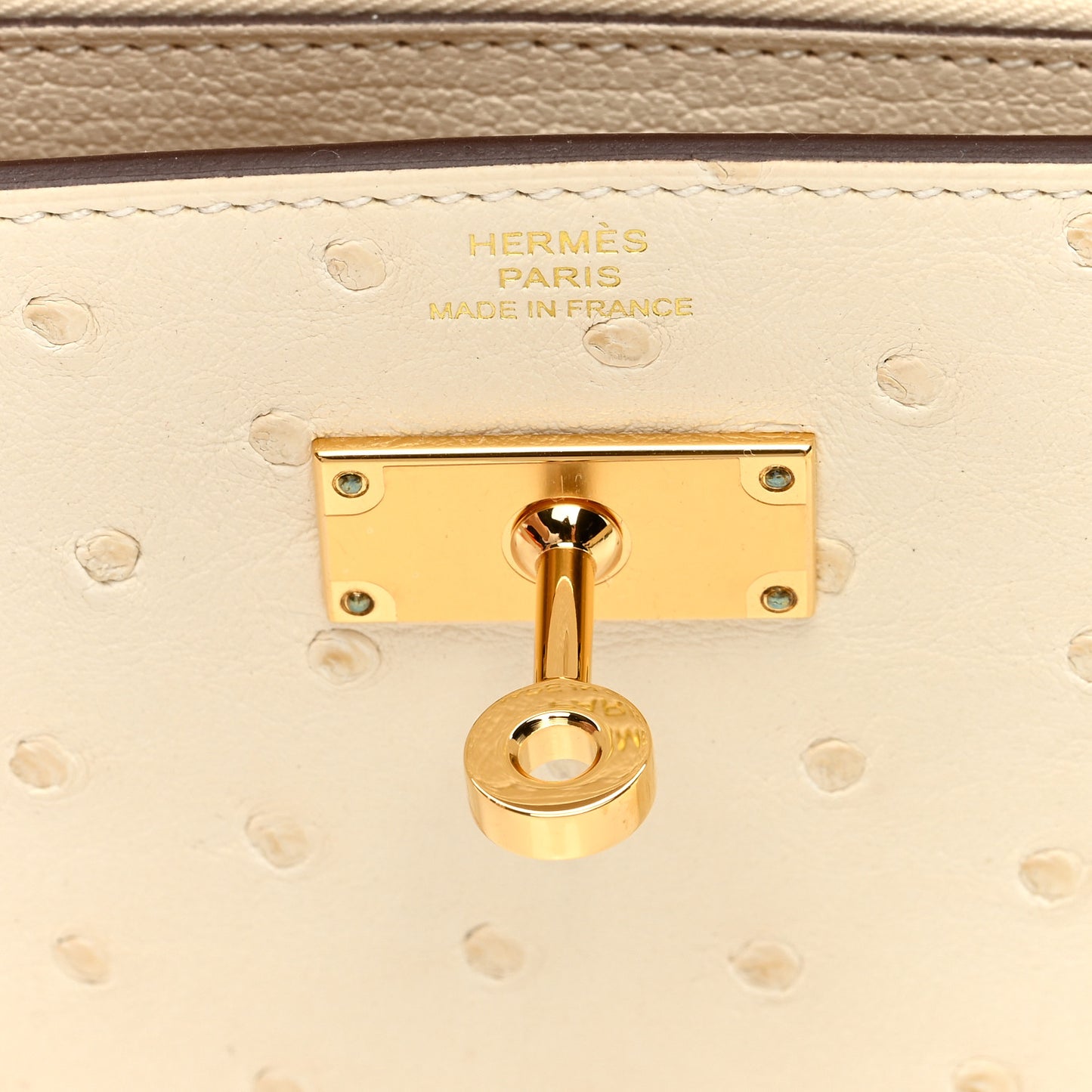 Ostrich Kelly Wallet To Go Craie