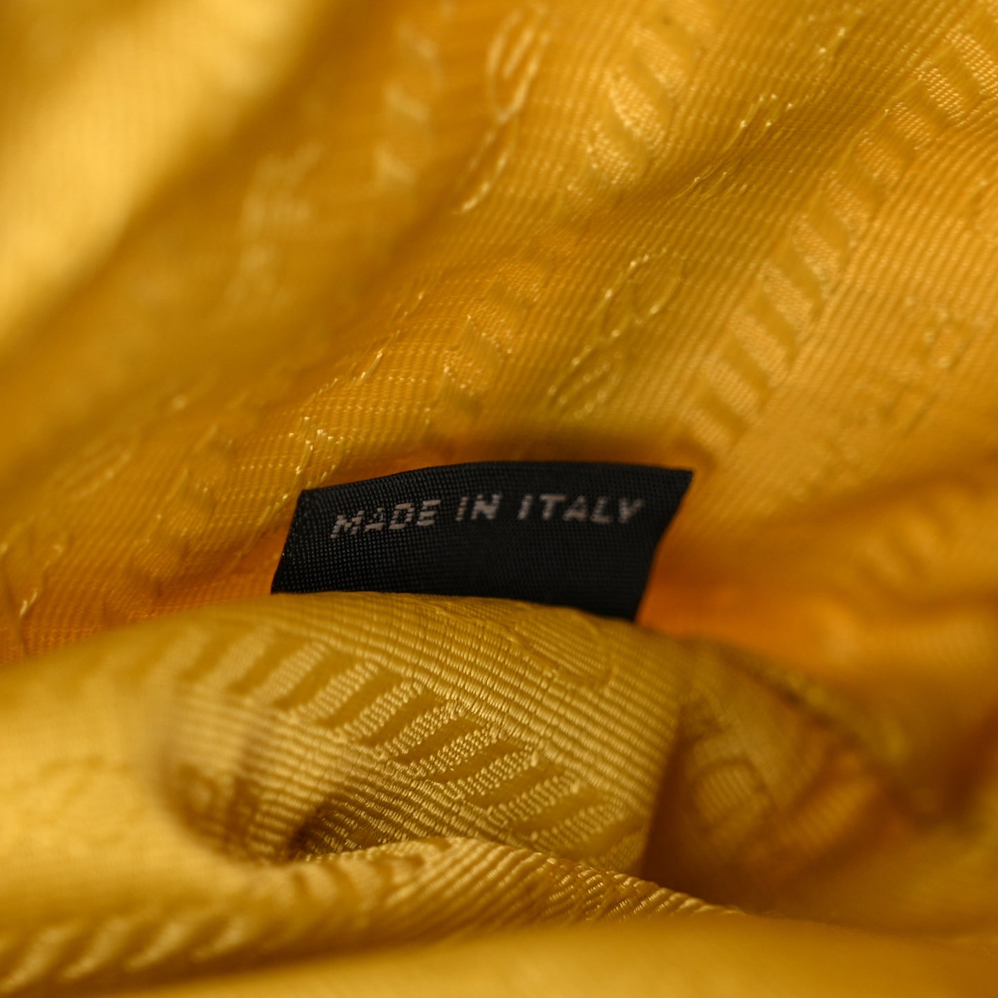 Tessuto Nylon Gaufre Shoulder Bag Giallo
