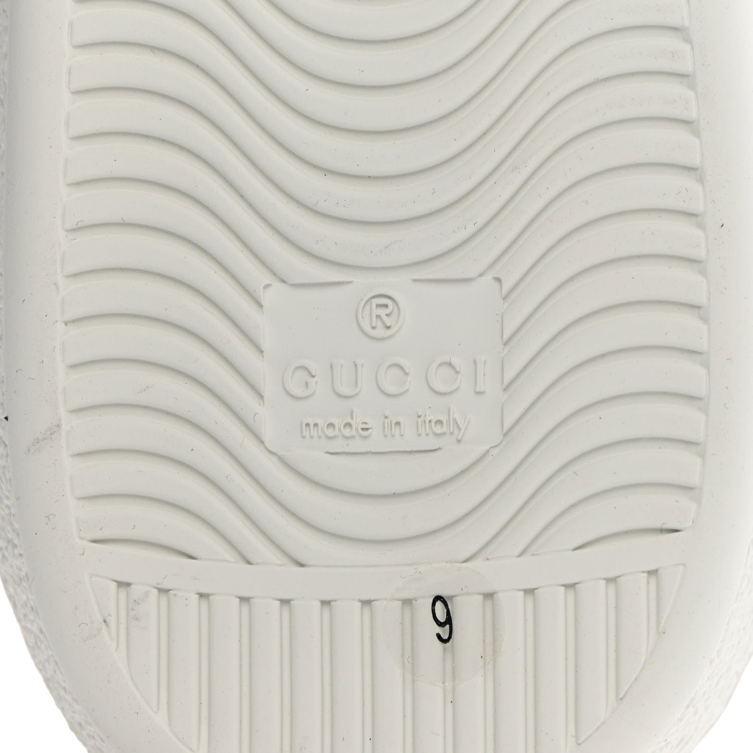 Gucci Calfskin Interlocking G Perforated Mens Ace Sneakers 9 White Grey Sky 8 of 11