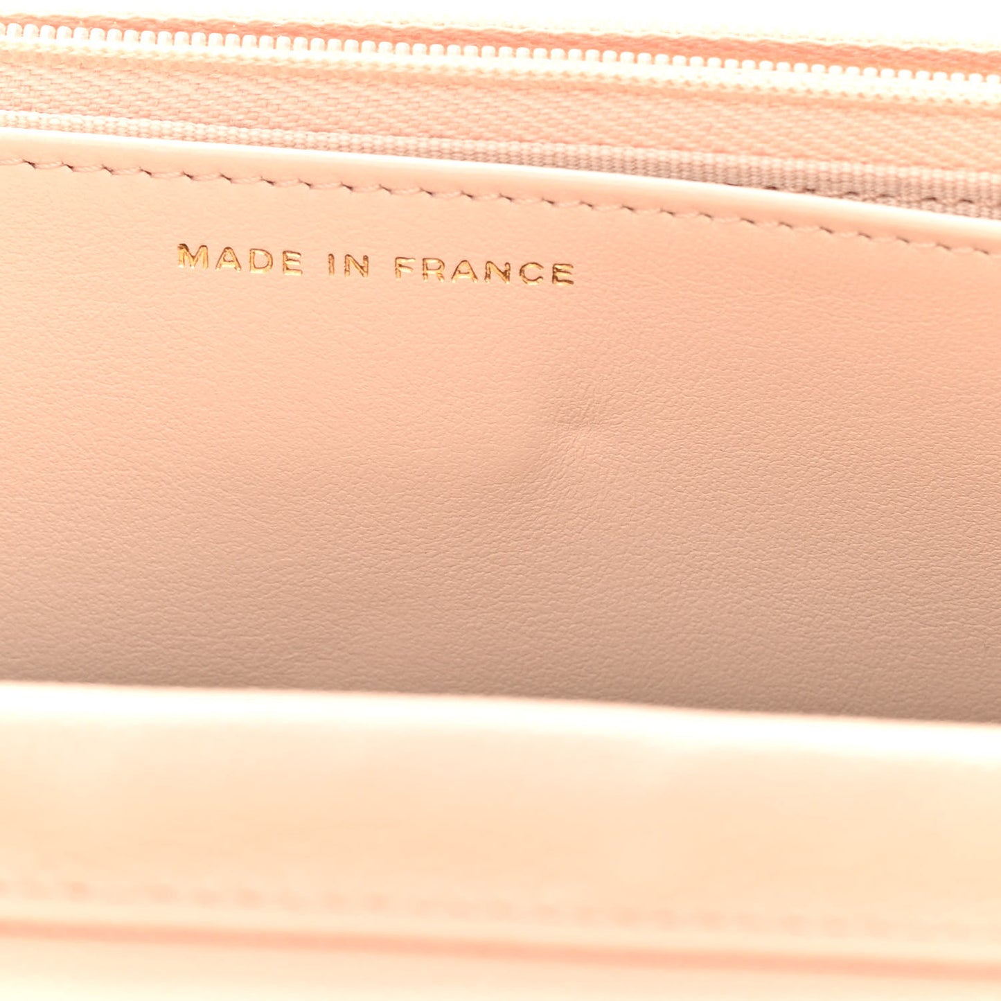 Caviar Quilted Wallet on Chain WOC Light Beige