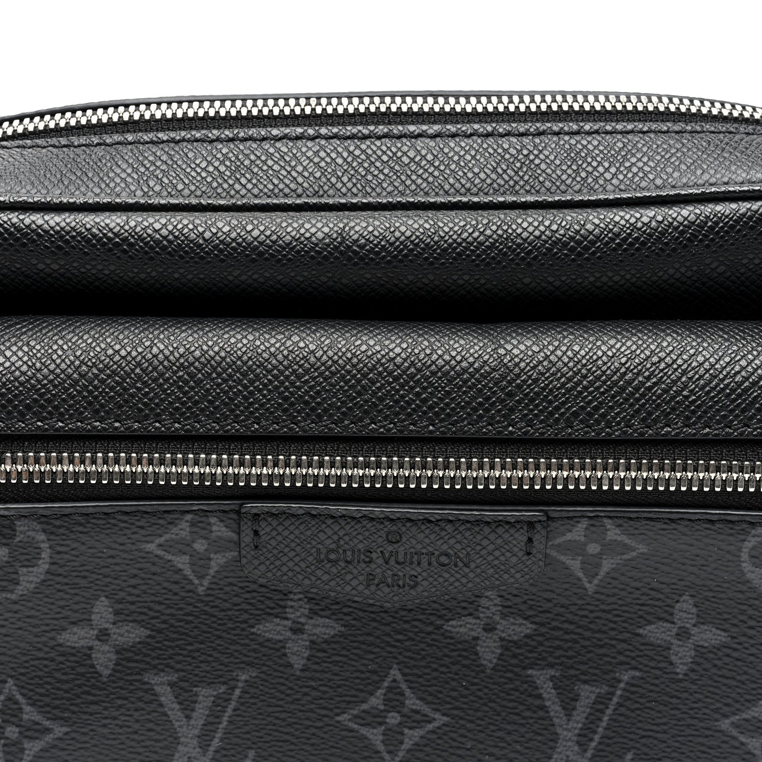 Louis Vuitton Taiga Monogram Outdoor Bumbag Black 7 of 9