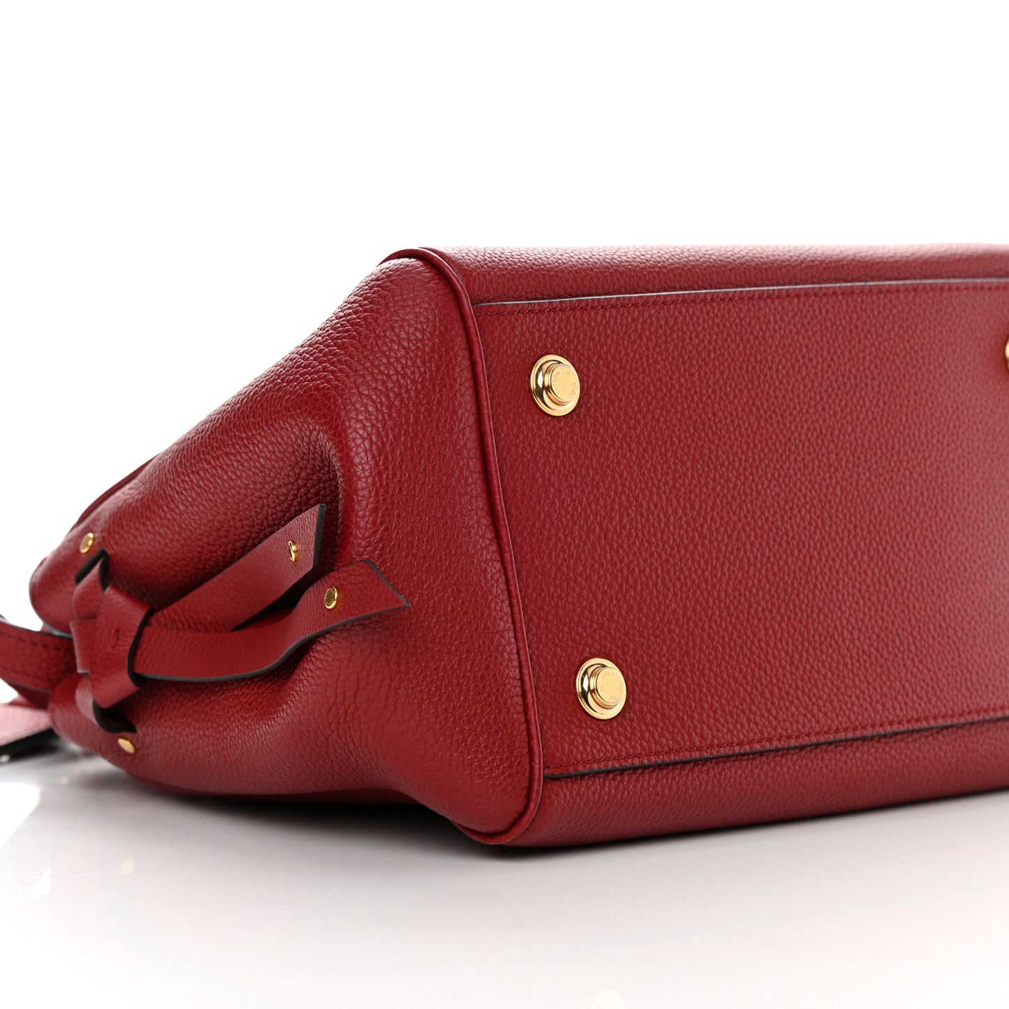 Veau Nuage Milla PM Carmine Red