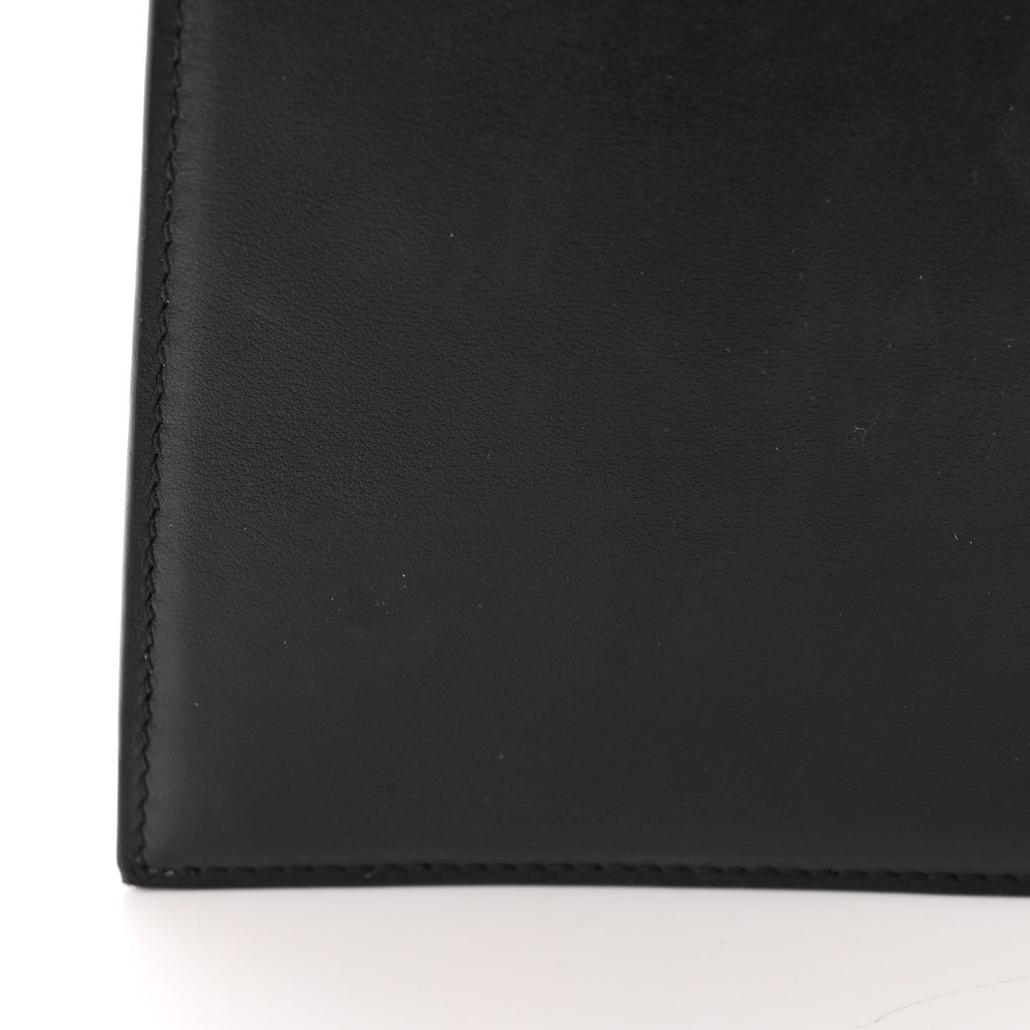 Smooth Calfskin Le Grand Chiquito Black