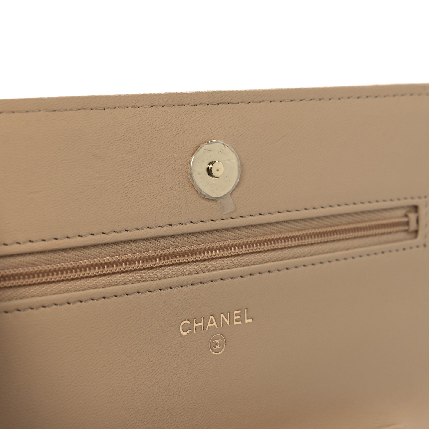 Lambskin Quilted Wallet On Chain WOC Beige