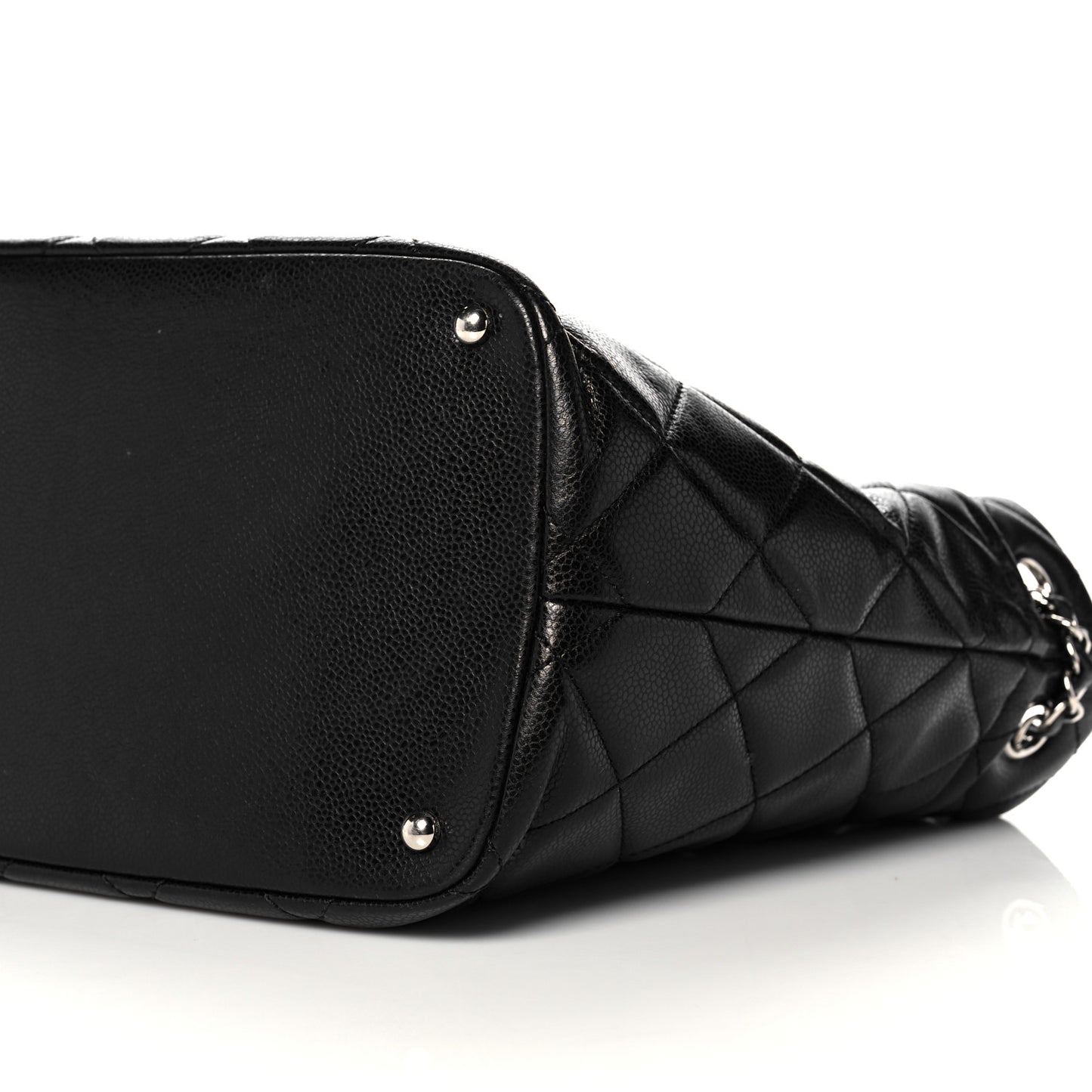 Caviar Quilted CC Timeless Soft Tote Black