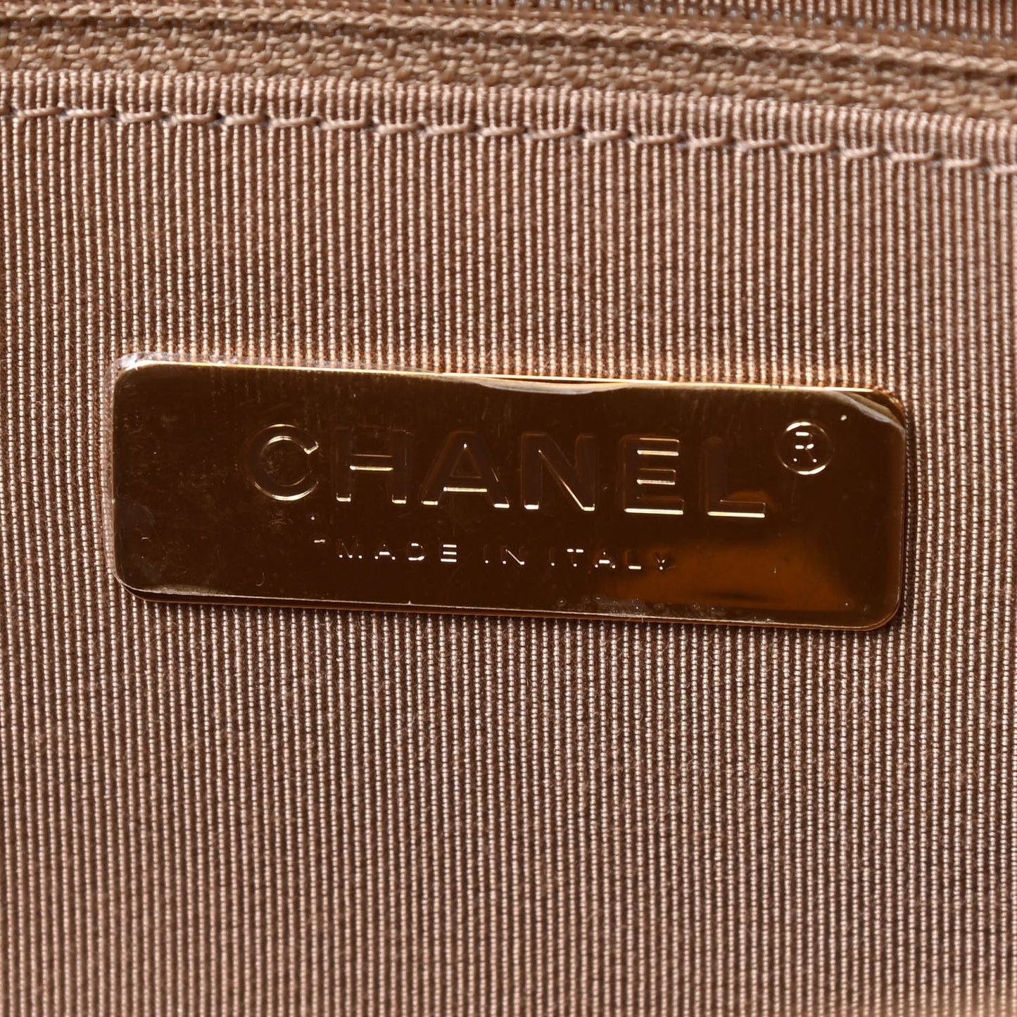 Lambskin Quilted Maxi Chanel 19 Flap Beige