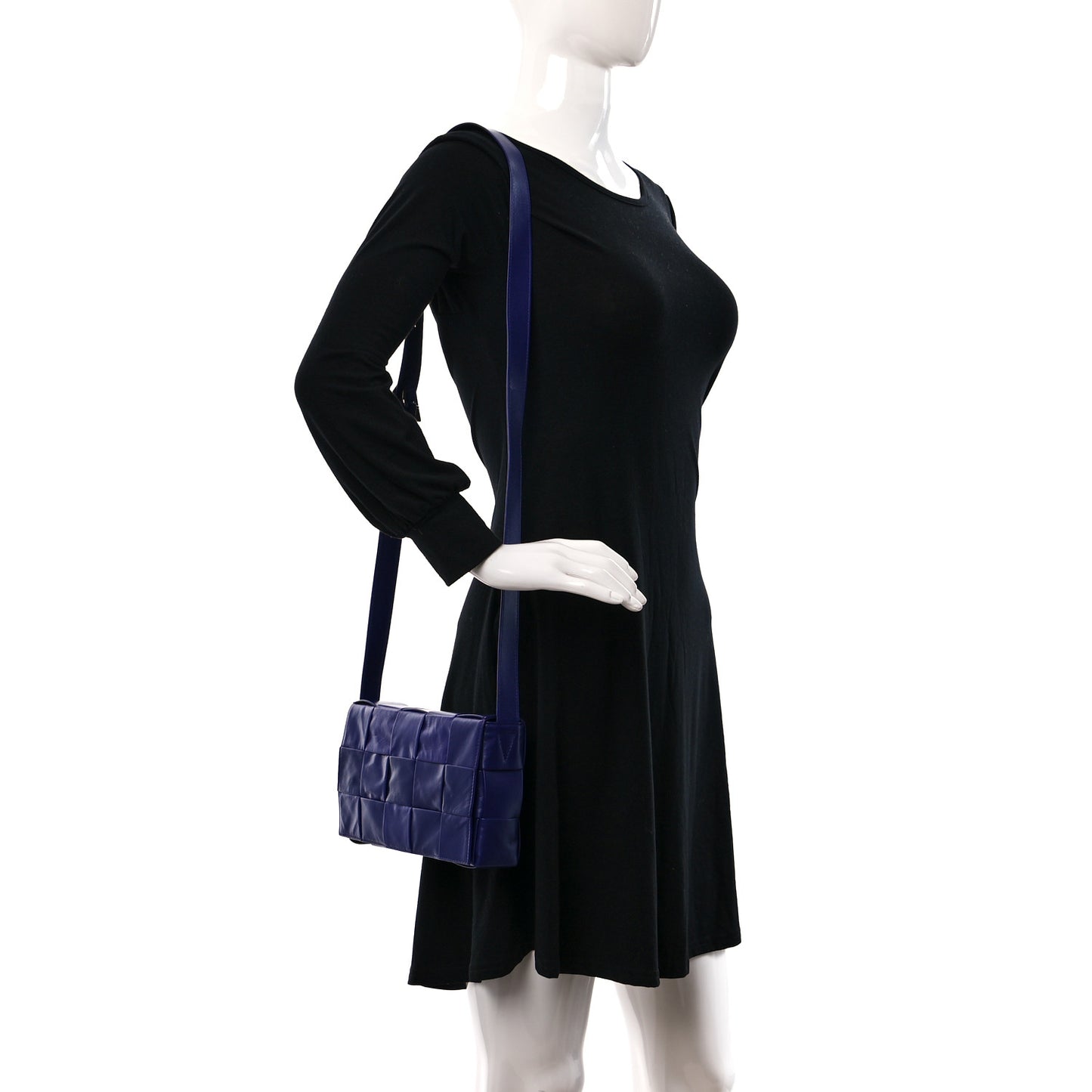 Paper Calfskin Maxi Intreccio Cassette Crossbody Bag Purple
