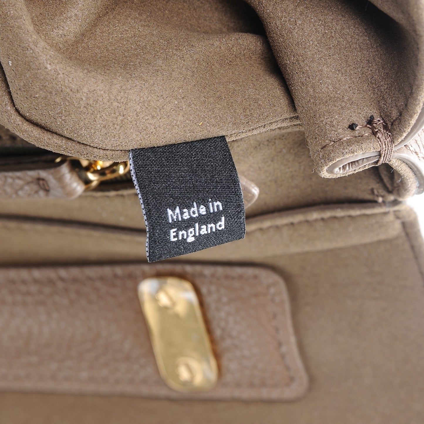 Small Classic Grain Medium Lily Dark Beige