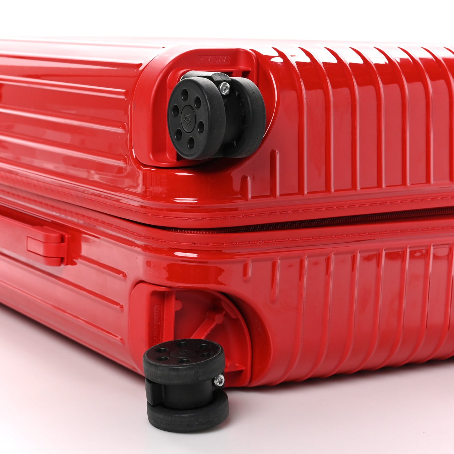 Gloss Polycarbonate Essential Cabin Gloss Red