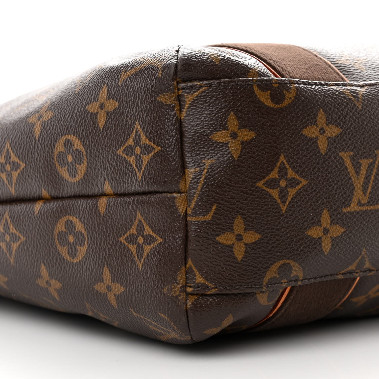 Louis Vuitton Monogram Cabas Beaubourg 9 of 13