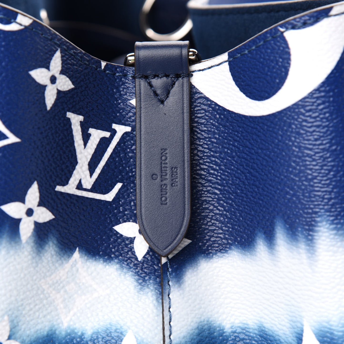 Monogram Escale Neonoe MM Blue