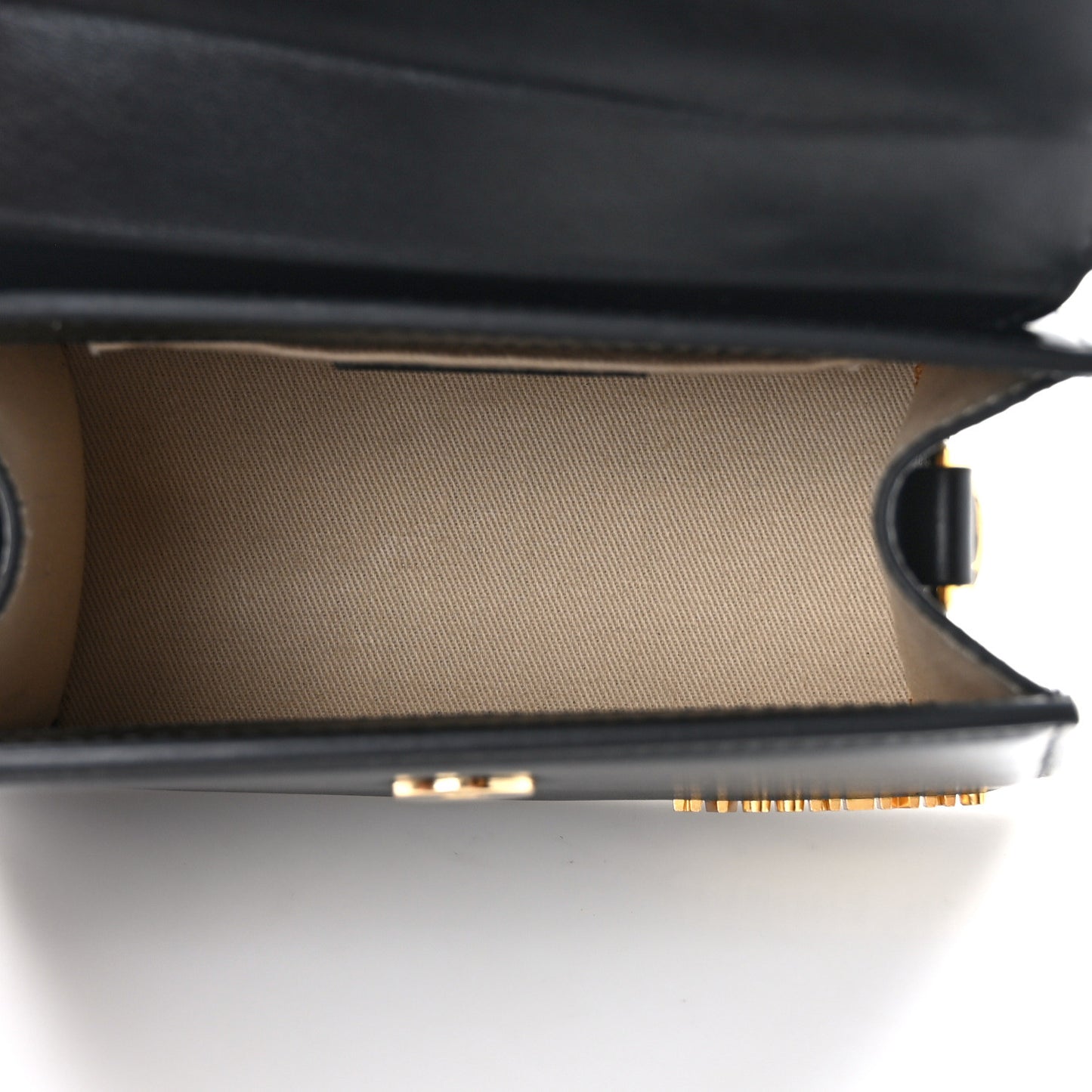 Smooth Calfskin Le Chiquito Moyen Black