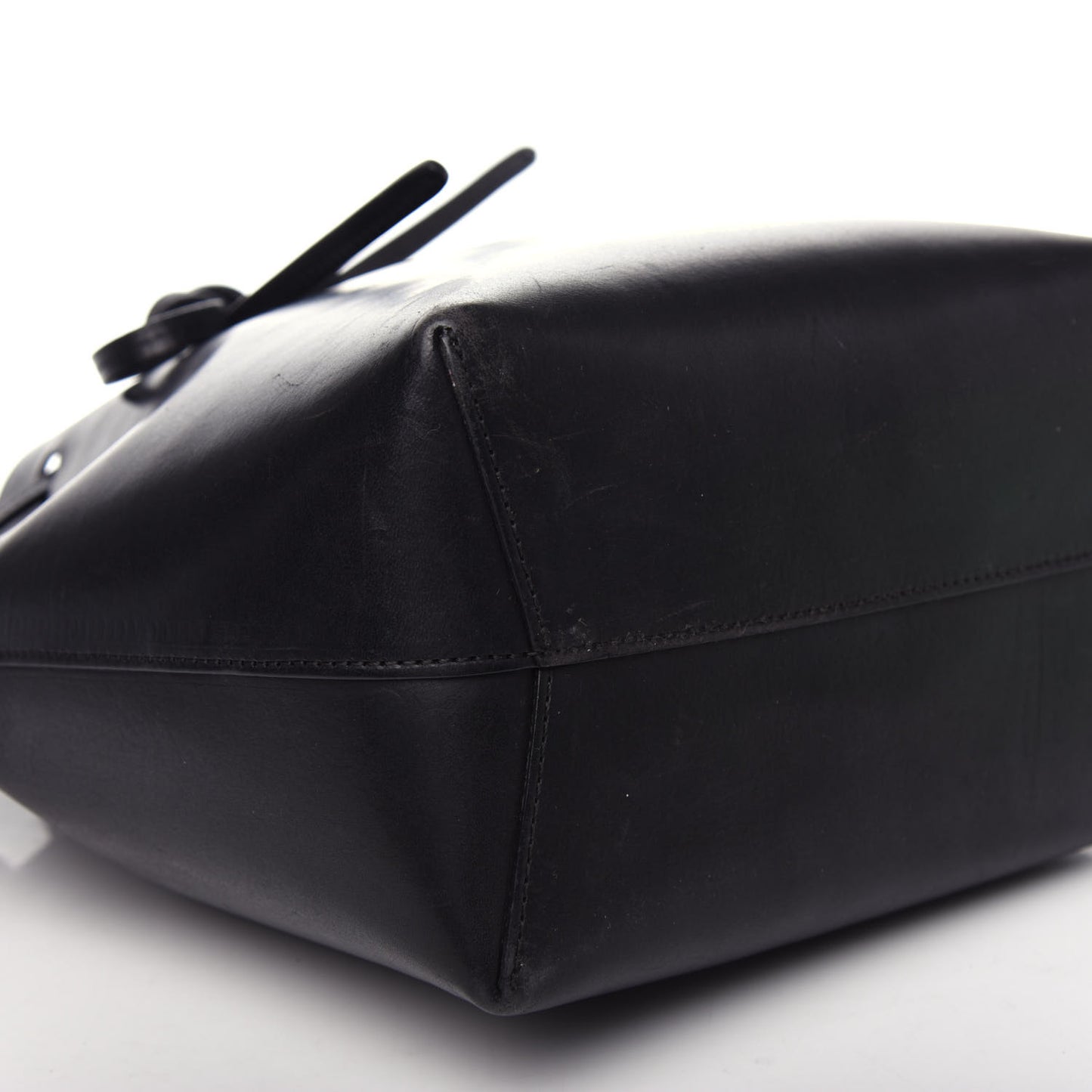 Vegetable Tanned Calfskin Mini Bucket Bag Black Flamma