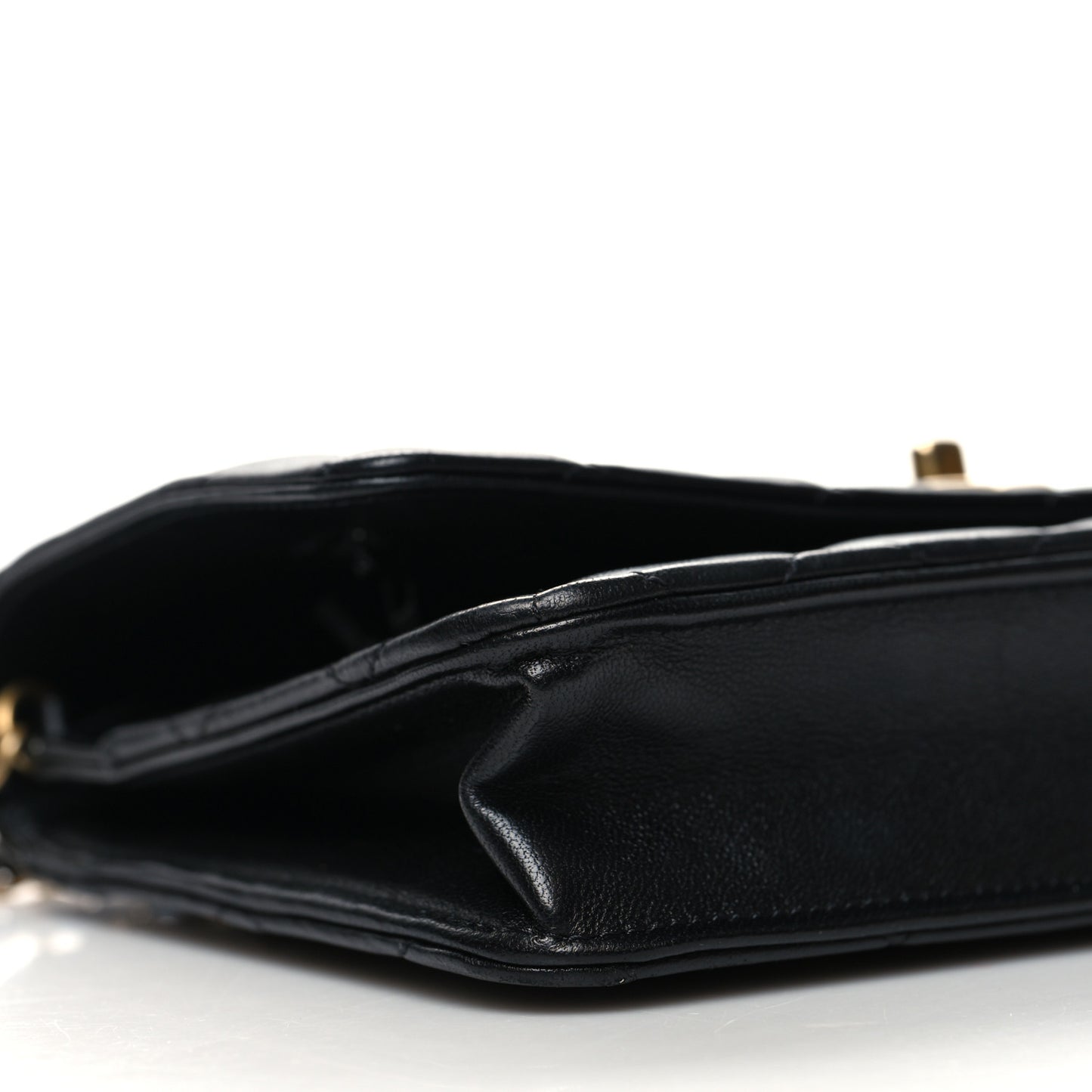 Lambskin Quilted Pearl Crush Wallet On Chain WOC Black