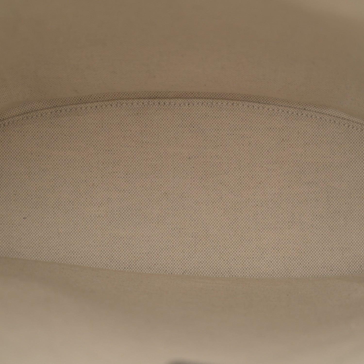 Gucci Calfskin GG Tennis Embossed Double Buckle Backpack Grey 5 of 13