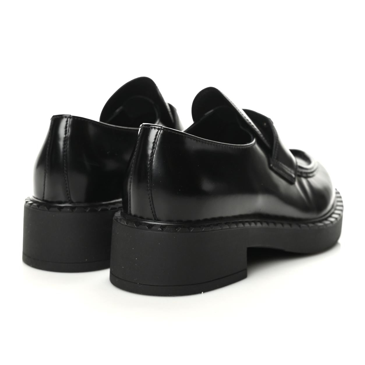 Spazzolato Metal Triangle Logo 50mm Loafers 39.5 Black