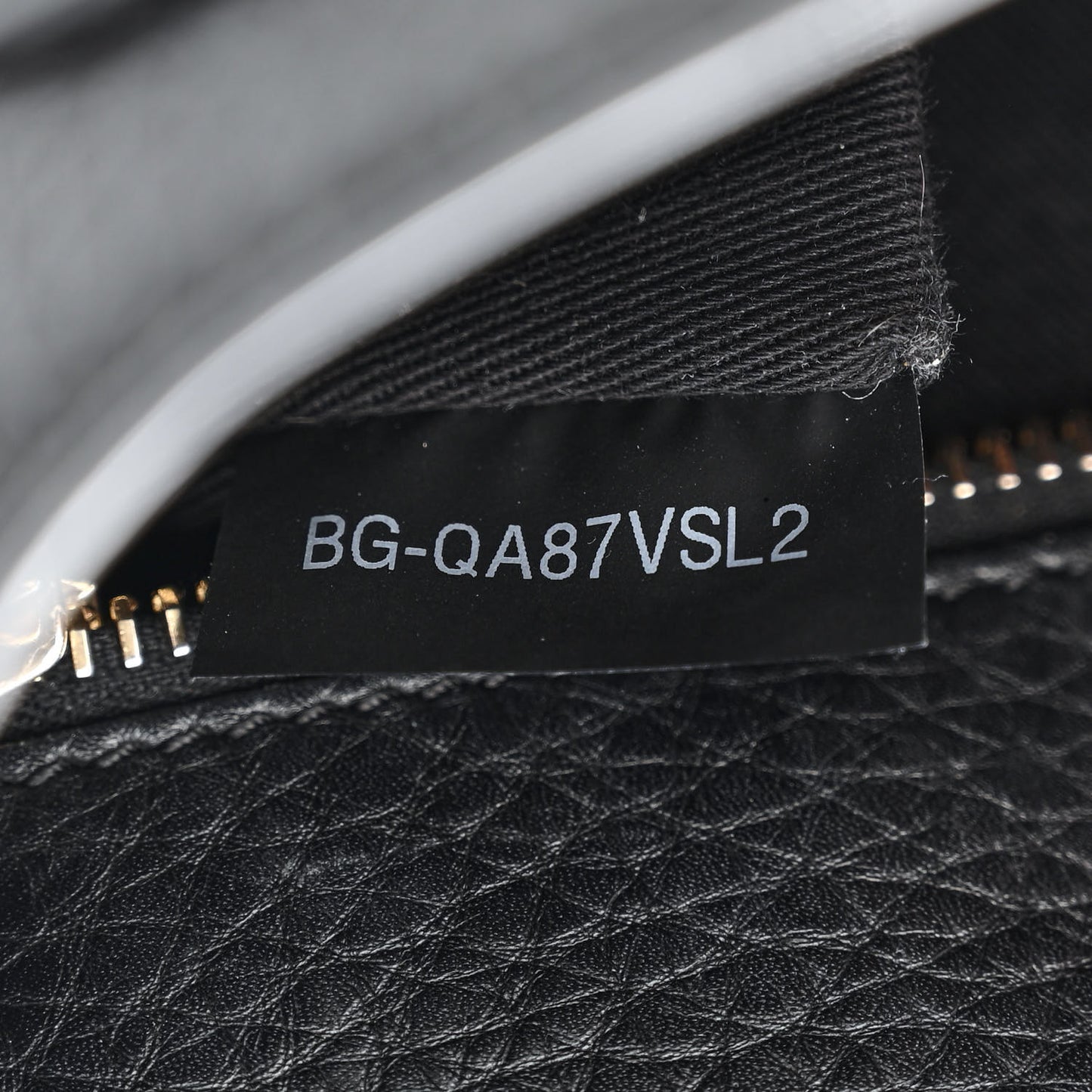 Grained Calfskin Rockstud Saddle Bag Black