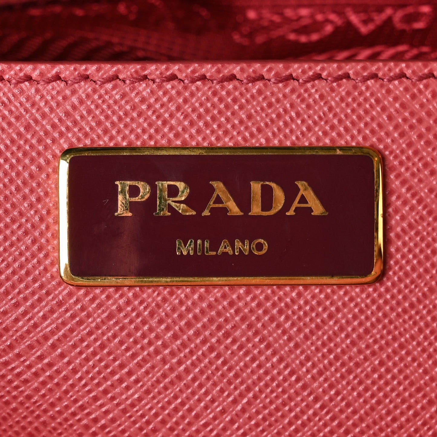 Saffiano Lux Medium Promenade Tote Tamaris