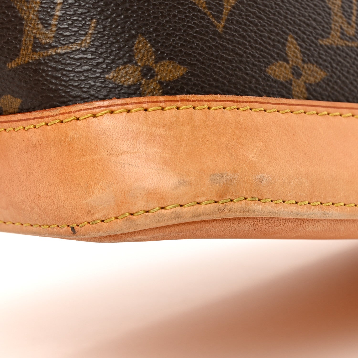 Louis Vuitton Monogram Alma PM 8 of 17