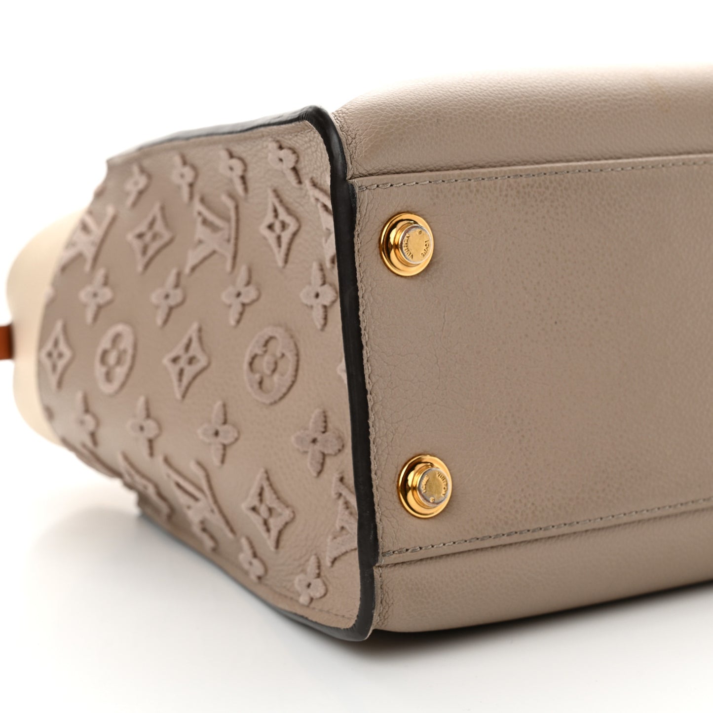 Calfskin Monogram Tufting On My Side Galet