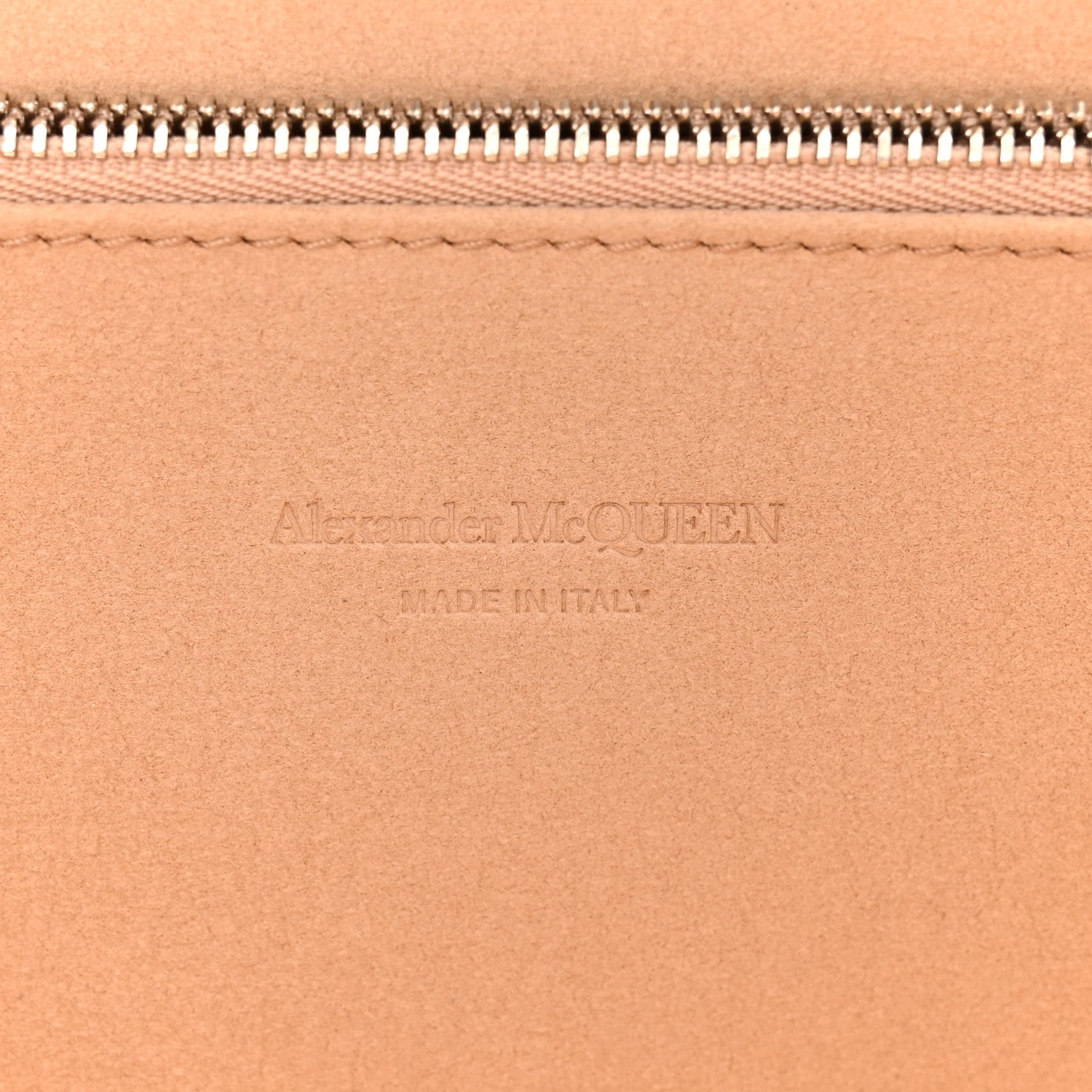 Alexander McQueen ALEXANDER MCQUEEN Calfskin Crocodile Embossed Knuckle Flat Clutch Black 6 of 8