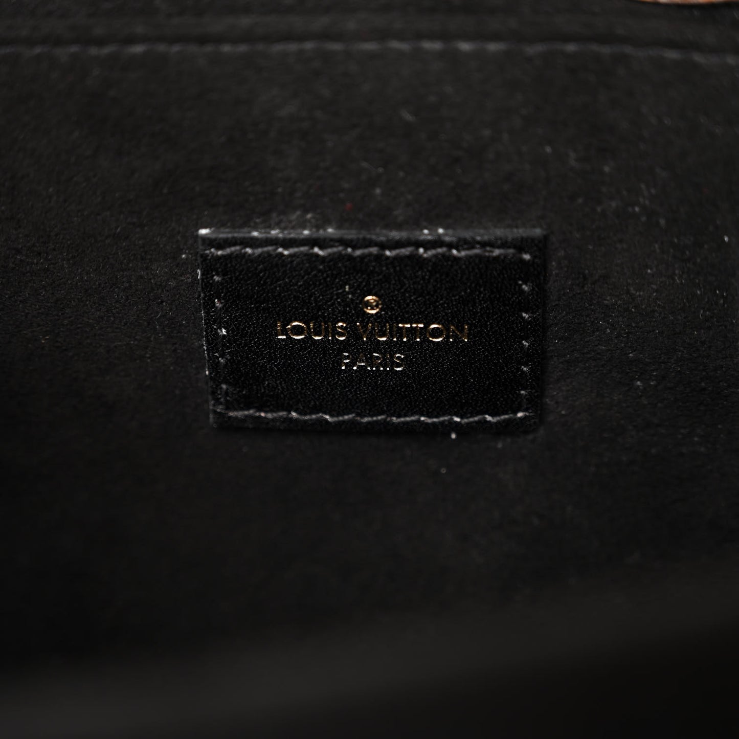 Reverse Monogram Pochette Metis