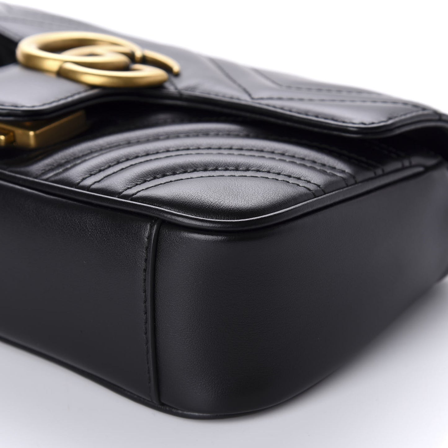 Calfskin Matelasse Mini GG Marmont Shoulder Bag Black